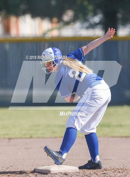 Thumbnail 2 in Clovis vs. Selma photogallery.