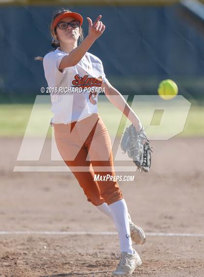 Thumbnail 2 in Clovis vs. Selma photogallery.