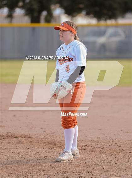 Thumbnail 2 in Clovis vs. Selma photogallery.
