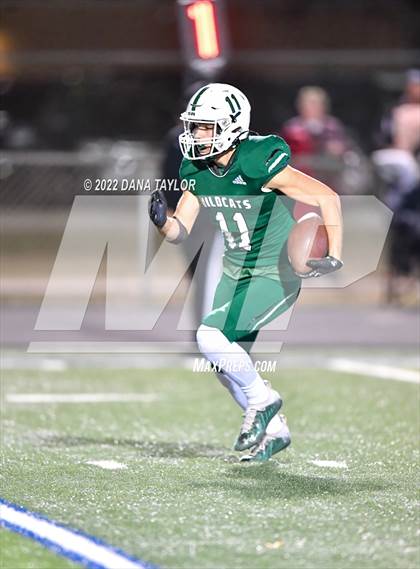 Thumbnail 3 in Holliday vs Scurry-Rosser (UIL 3A-2 Area Playoff) photogallery.