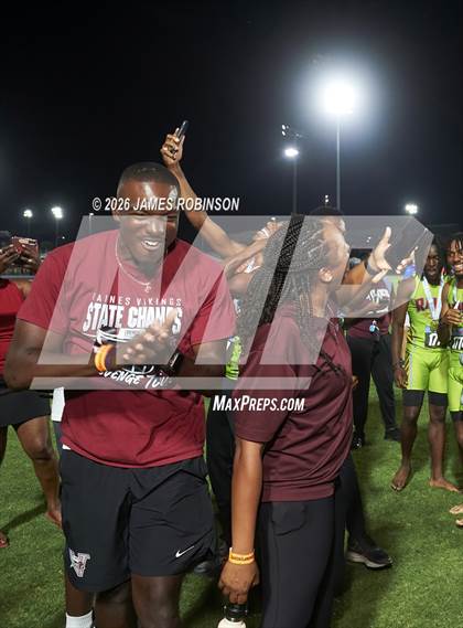 Thumbnail 1 in FHSAA 2A Finals (Awards) photogallery.