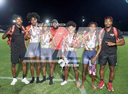 Thumbnail 1 in FHSAA 2A Finals (Awards) photogallery.