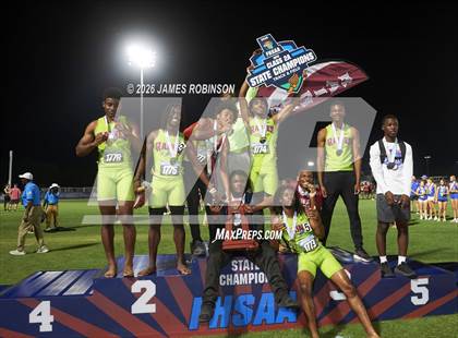 Thumbnail 2 in FHSAA 2A Finals (Awards) photogallery.