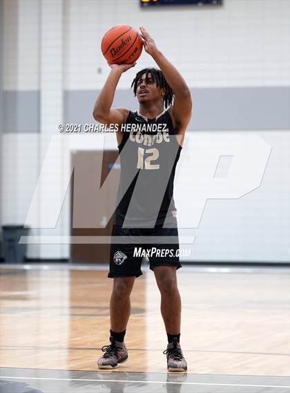 Thumbnail 3 in Conroe @ Bryan (Sophomore) photogallery.