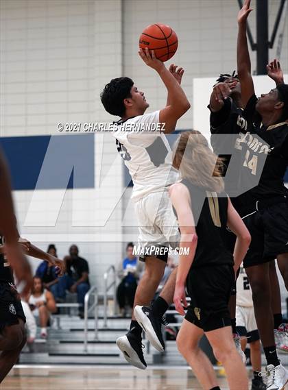 Thumbnail 3 in Conroe @ Bryan (Sophomore) photogallery.