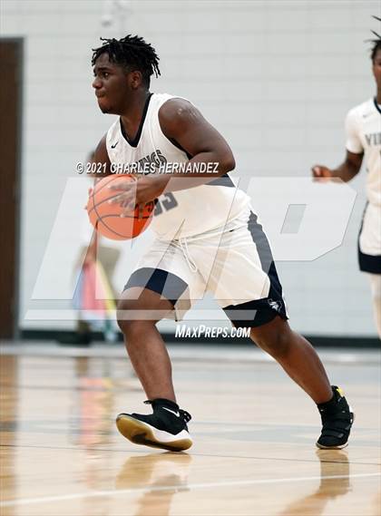Thumbnail 3 in Conroe @ Bryan (Sophomore) photogallery.