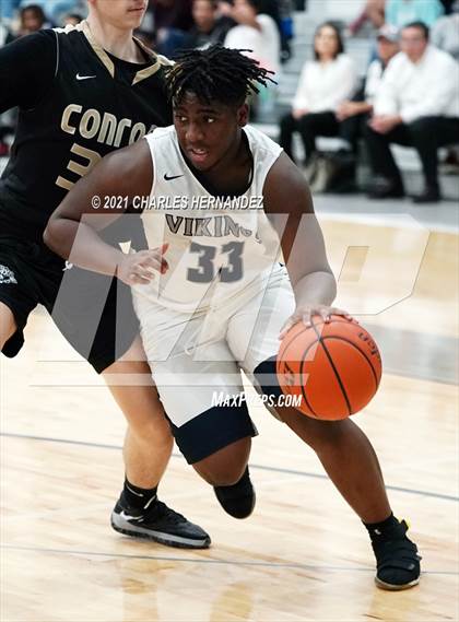 Thumbnail 2 in Conroe @ Bryan (Sophomore) photogallery.