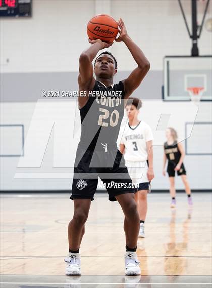 Thumbnail 2 in Conroe @ Bryan (Sophomore) photogallery.