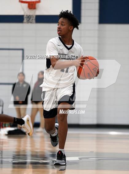 Thumbnail 1 in Conroe @ Bryan (Sophomore) photogallery.