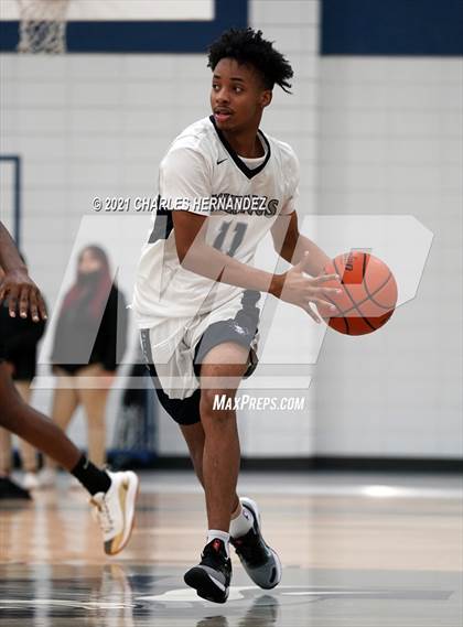 Thumbnail 3 in Conroe @ Bryan (Sophomore) photogallery.