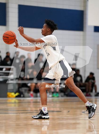 Thumbnail 1 in Conroe @ Bryan (Sophomore) photogallery.