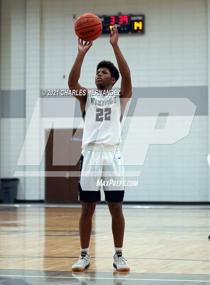 Thumbnail 1 in Conroe @ Bryan (Sophomore) photogallery.