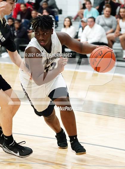Thumbnail 1 in Conroe @ Bryan (Sophomore) photogallery.