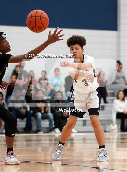 Thumbnail 1 in Conroe @ Bryan (Sophomore) photogallery.