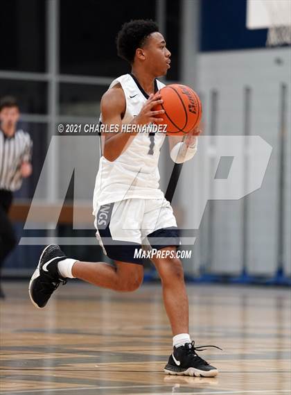 Thumbnail 1 in Conroe @ Bryan (Sophomore) photogallery.