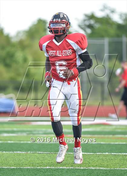Thumbnail 3 in Southwestern Ohio Football Coaches Association (Ron Woyan East vs. West All-Star Game) photogallery.