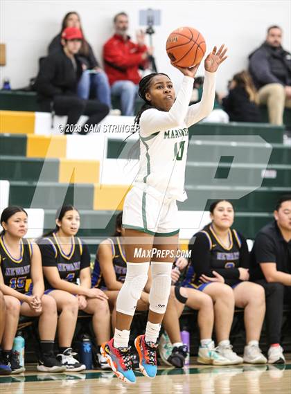 Thumbnail 2 in Newark Memorial @ Moreau Catholic (CIF NCS Div 2 Quarterfinal) photogallery.