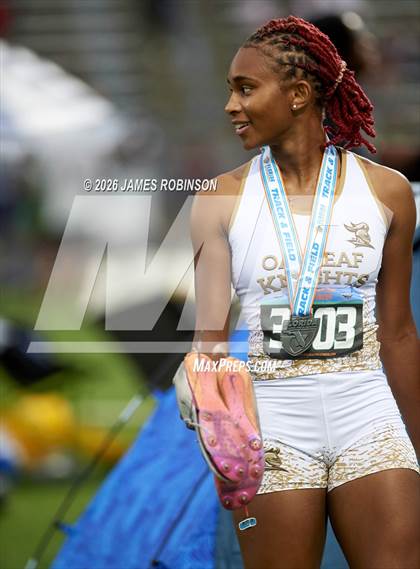 Thumbnail 2 in FHSAA Class 4A Final (Awards) photogallery.