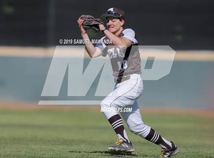Thumbnail 2 in Crespi vs Loyola photogallery.