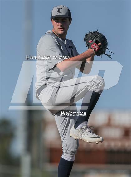Thumbnail 2 in Crespi vs Loyola photogallery.