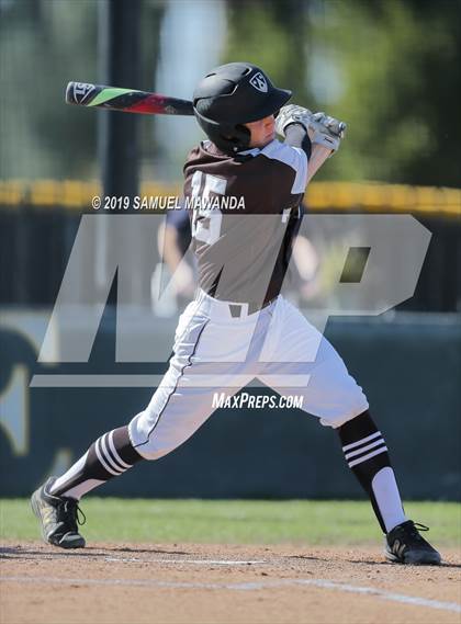 Thumbnail 3 in Crespi vs Loyola photogallery.