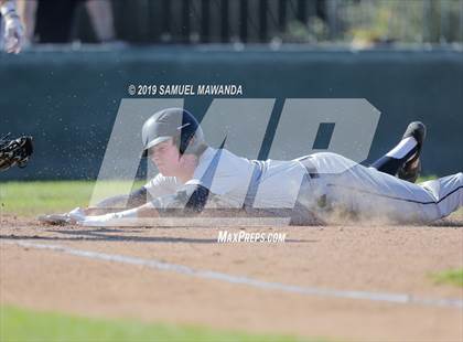 Thumbnail 2 in Crespi vs Loyola photogallery.