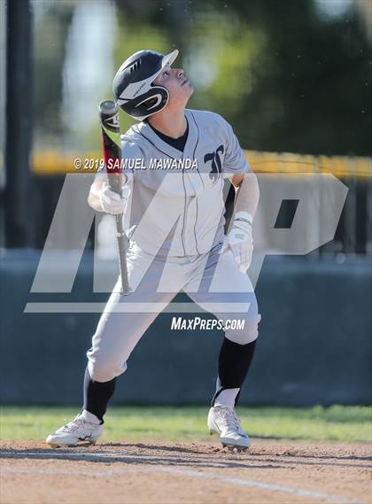 Thumbnail 2 in Crespi vs Loyola photogallery.