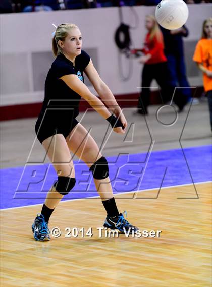 Thumbnail 2 in Cheyenne Mountain vs. Pueblo West (CHSAA 4A Playoff) photogallery.