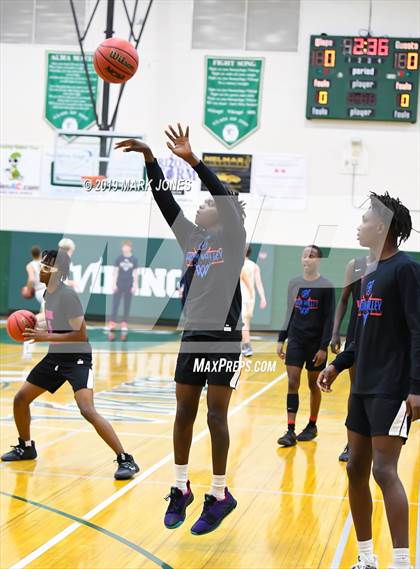 Thumbnail 2 in Rancho Solano Prep vs. Moon Valley (Sunnyslope Hoopsgiving Basketball Tournament) photogallery.