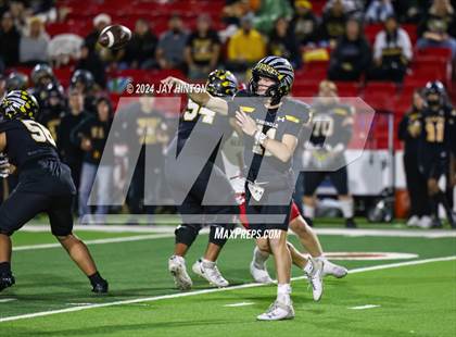 Thumbnail 1 in Glen Rose vs. Seminole (UIL Football 4A Division II Area) photogallery.