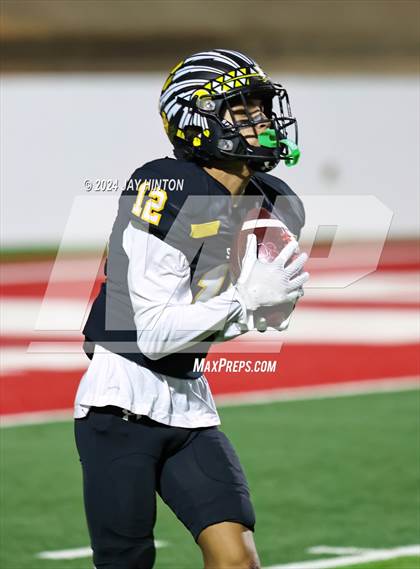 Thumbnail 1 in Glen Rose vs. Seminole (UIL Football 4A Division II Area) photogallery.