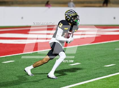 Thumbnail 1 in Glen Rose vs. Seminole (UIL Football 4A Division II Area) photogallery.