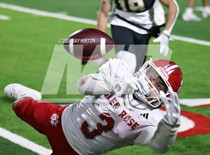 Thumbnail 1 in Glen Rose vs. Seminole (UIL Football 4A Division II Area) photogallery.