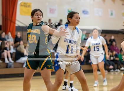 Thumbnail 2 in Battle Mountain vs. Bishop Union (Serpent Classic) photogallery.