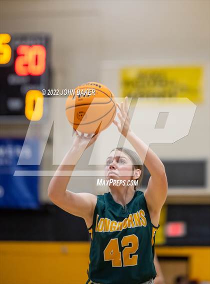 Thumbnail 3 in Battle Mountain vs. Bishop Union (Serpent Classic) photogallery.