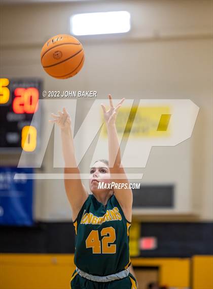 Thumbnail 1 in Battle Mountain vs. Bishop Union (Serpent Classic) photogallery.