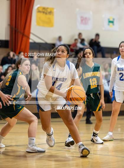 Thumbnail 2 in Battle Mountain vs. Bishop Union (Serpent Classic) photogallery.