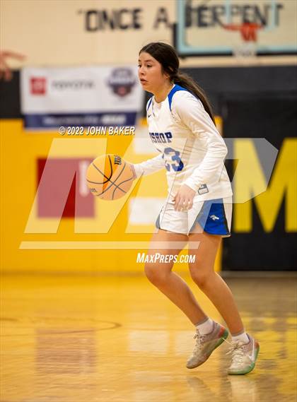 Thumbnail 3 in Battle Mountain vs. Bishop Union (Serpent Classic) photogallery.
