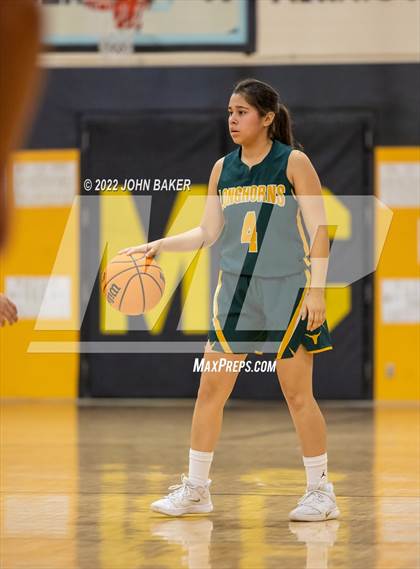 Thumbnail 1 in Battle Mountain vs. Bishop Union (Serpent Classic) photogallery.