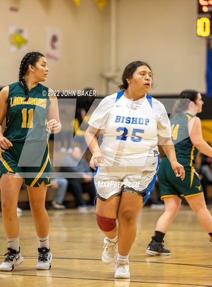 Thumbnail 3 in Battle Mountain vs. Bishop Union (Serpent Classic) photogallery.