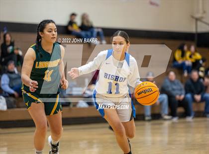 Thumbnail 1 in Battle Mountain vs. Bishop Union (Serpent Classic) photogallery.