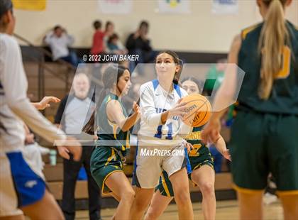 Thumbnail 1 in Battle Mountain vs. Bishop Union (Serpent Classic) photogallery.