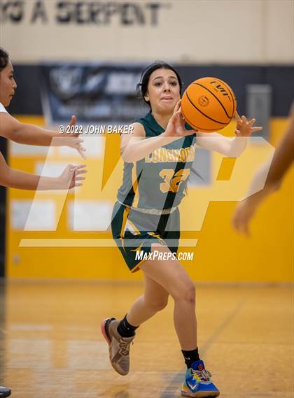 Thumbnail 3 in Battle Mountain vs. Bishop Union (Serpent Classic) photogallery.