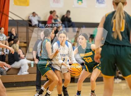 Thumbnail 3 in Battle Mountain vs. Bishop Union (Serpent Classic) photogallery.