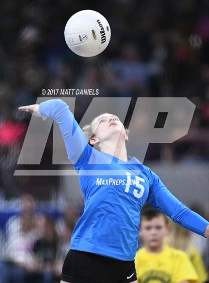 Thumbnail 1 in Pueblo West vs. Cheyenne Mountain (CHSAA 4A Pool 2 Playoff) photogallery.