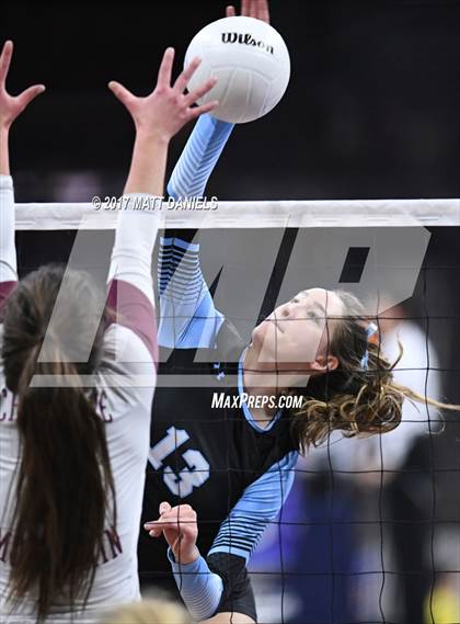 Thumbnail 1 in Pueblo West vs. Cheyenne Mountain (CHSAA 4A Pool 2 Playoff) photogallery.