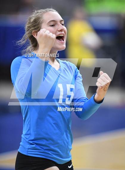 Thumbnail 2 in Pueblo West vs. Cheyenne Mountain (CHSAA 4A Pool 2 Playoff) photogallery.