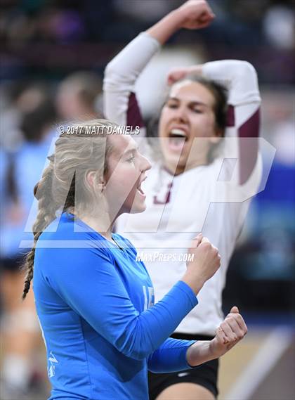Thumbnail 2 in Pueblo West vs. Cheyenne Mountain (CHSAA 4A Pool 2 Playoff) photogallery.