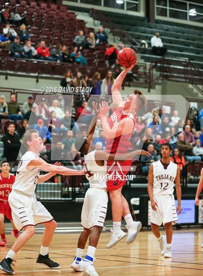 Thumbnail 3 in Bixby vs. Jenks photogallery.