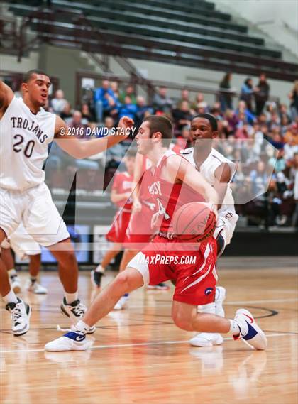 Thumbnail 1 in Bixby vs. Jenks photogallery.